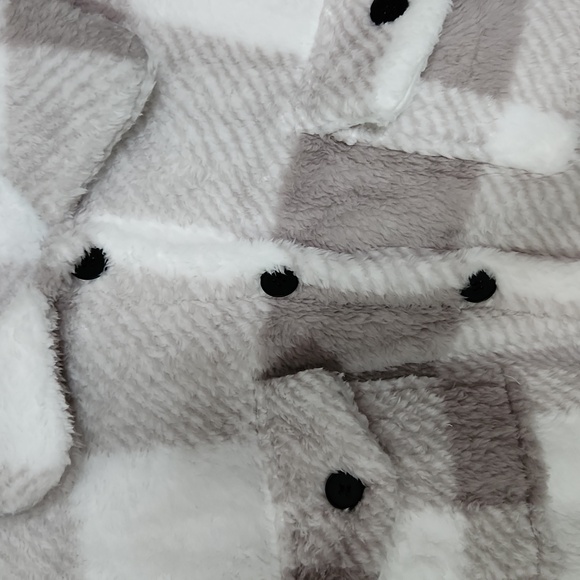 C.C. Boutique Cream and Tan Plaid Button-Down Shirt - Picture 5 of 5